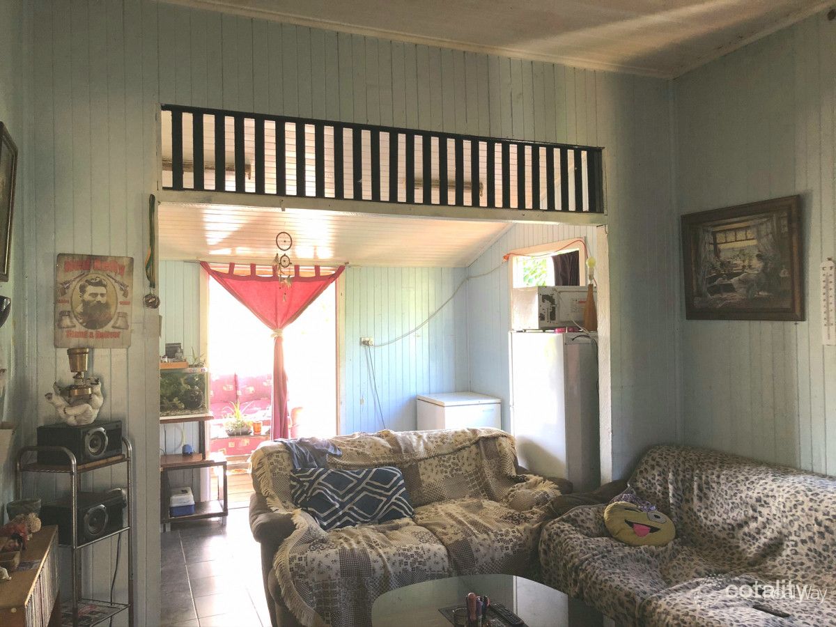 23 West St, Mount Morgan, QLD 4714