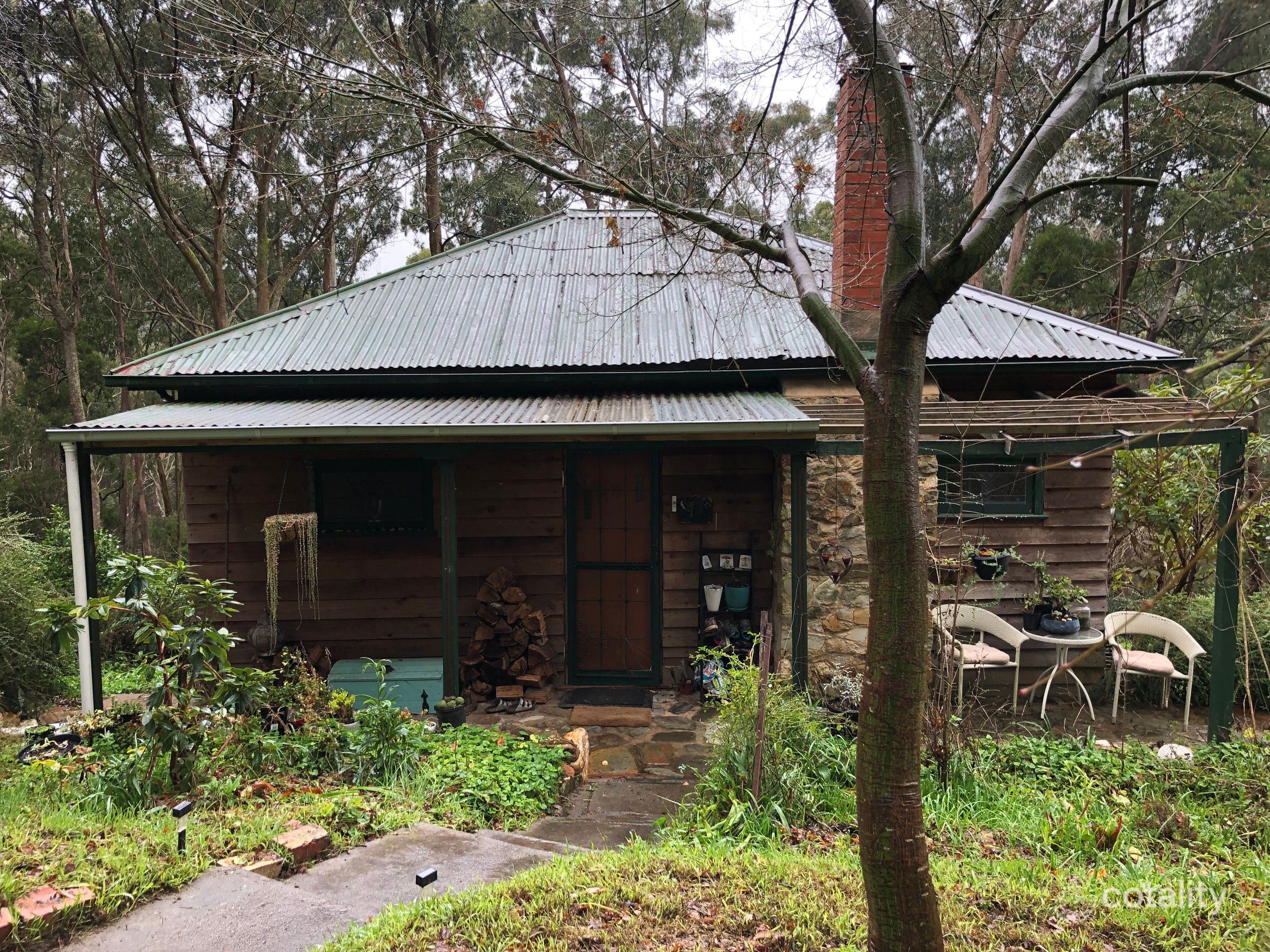 27 Golden Point Rd, Blackwood, VIC 3458