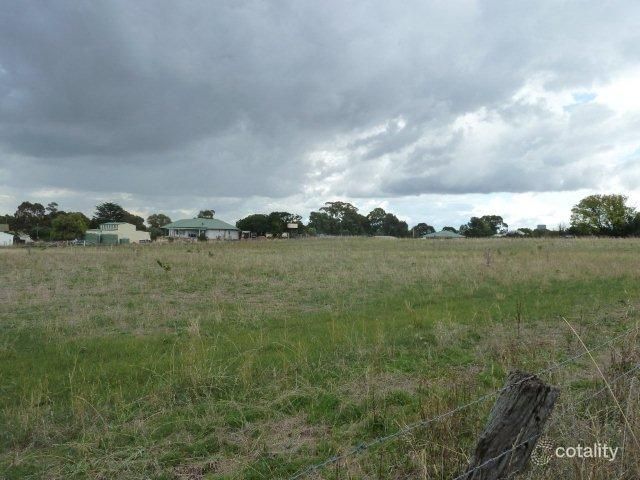 97 Farm St, Boorowa, NSW 2586