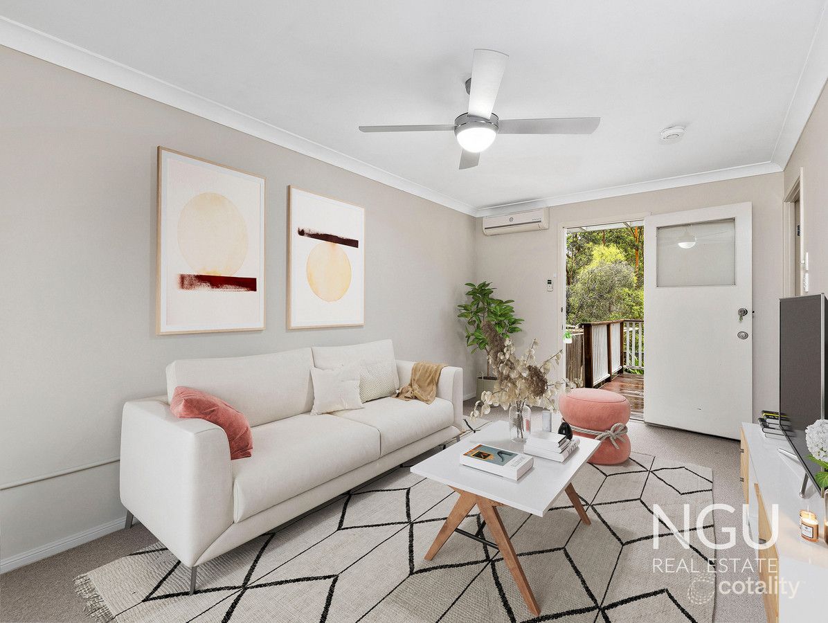 15 Periwinkle Lane, Springfield Lakes, QLD 4300