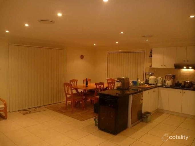 10 Glen Alpha Cl, Hillvue, NSW 2340