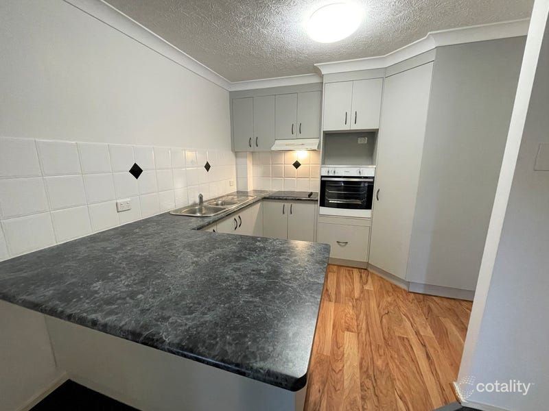 2/28 Sykes Ct, Southport, QLD 4215