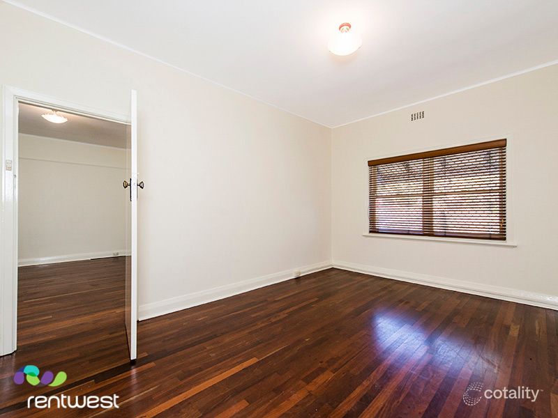 2/1196 Albany Hwy, Bentley, WA 6102