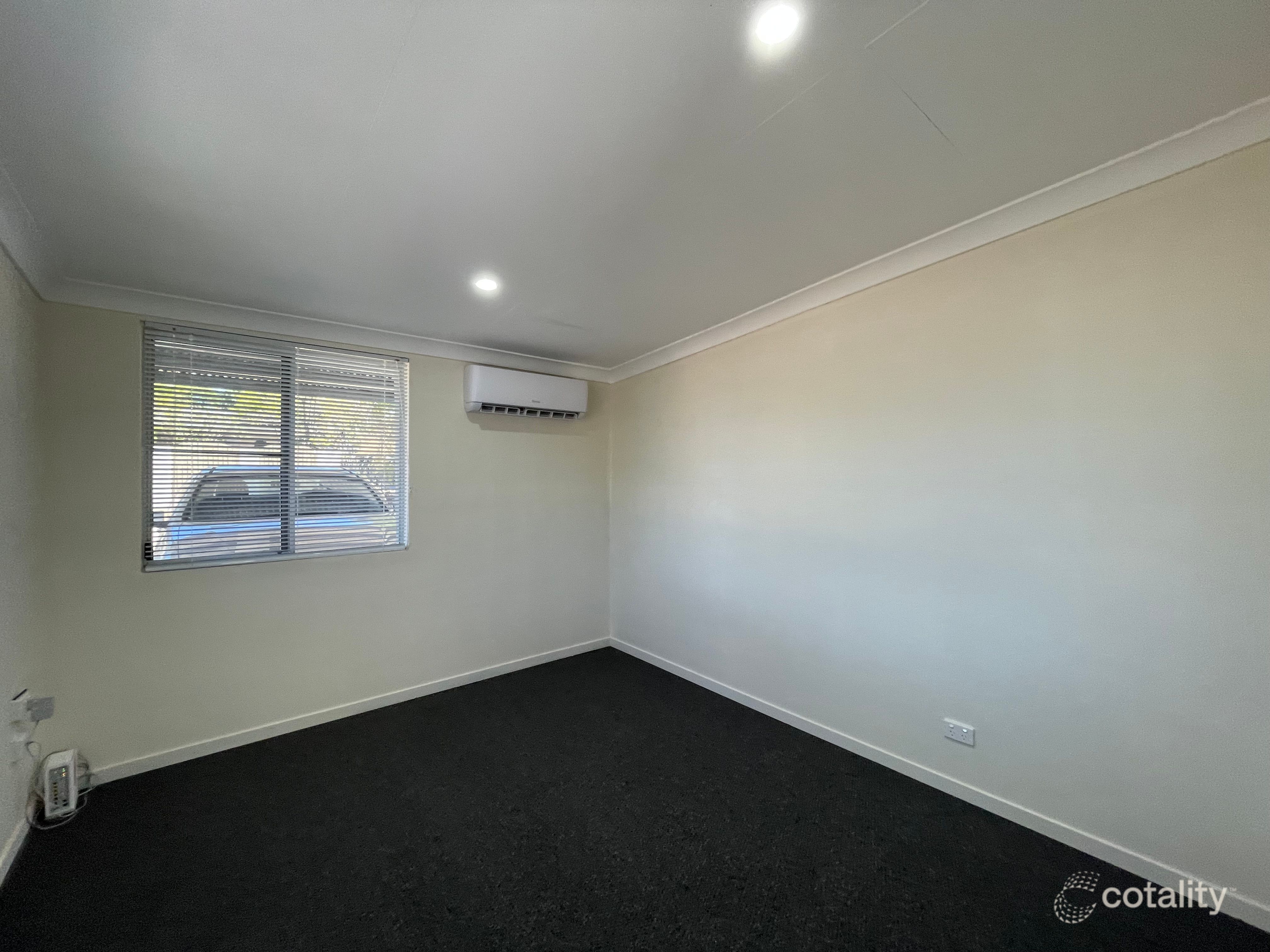 24 Baker St, Richmond Hill, QLD 4820