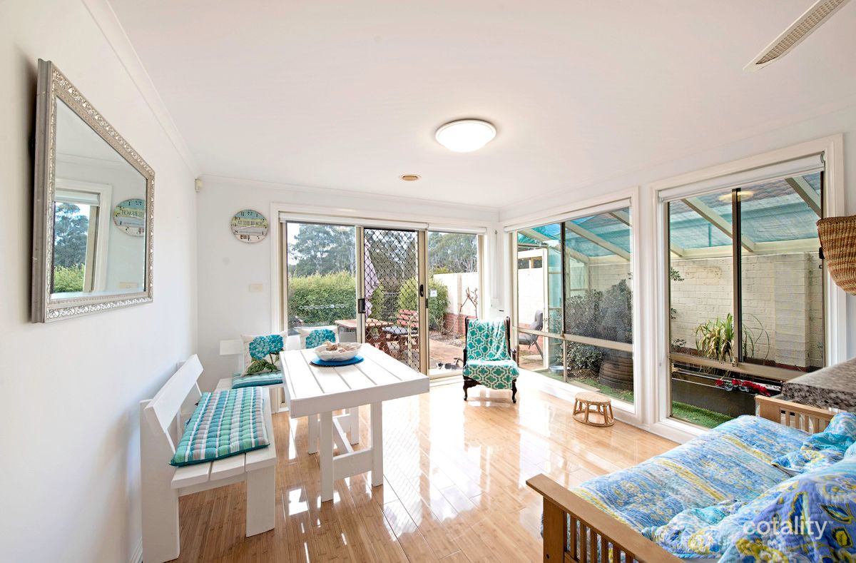 9/7 Grounds Cres, Greenway, ACT 2900