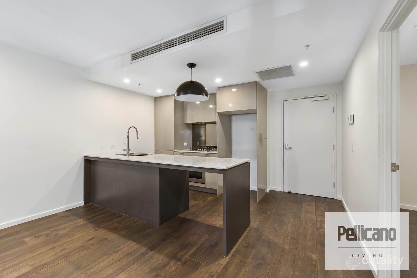 1208/148 Logan Rd, Woolloongabba, QLD 4102