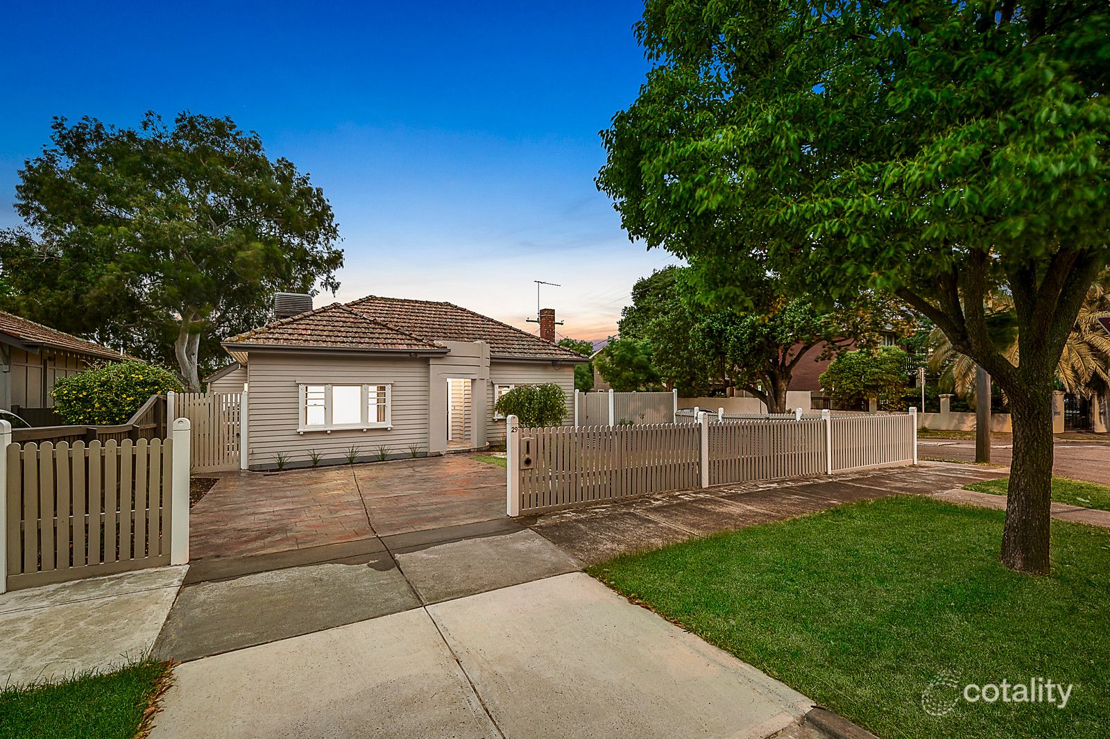 29 Aitchison Ave, Ashburton, VIC 3147