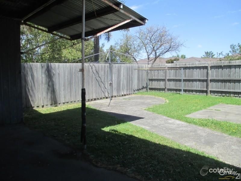 19 Wattle St, Springvale, VIC 3171