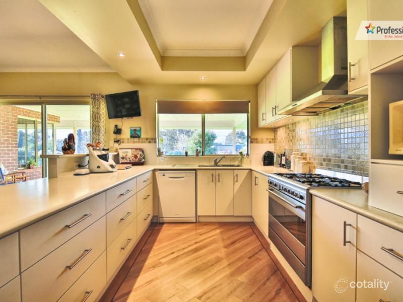 38 Gladville Rd, Mckail, WA 6330