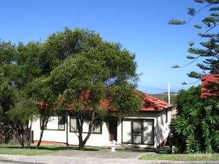 16 Warrior St, Belmont North, NSW 2280