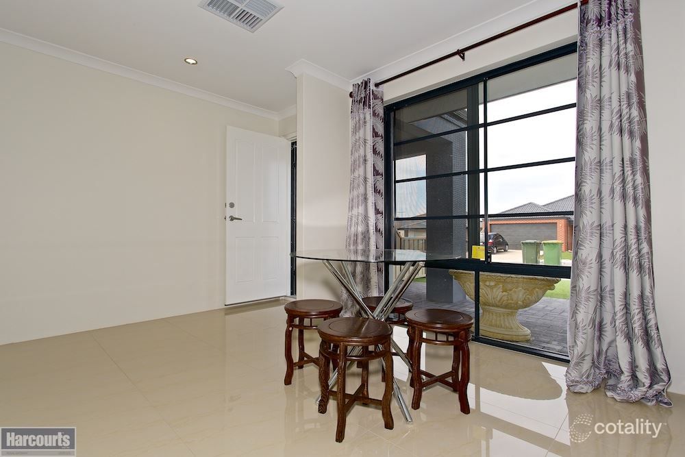 8b Pinelle Pkwy, Aubin Grove, WA 6164