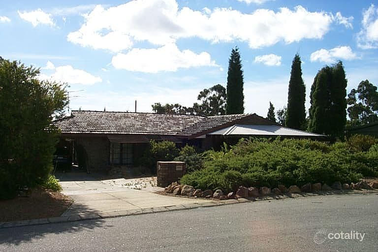 38 Lensham Pl, Armadale, WA 6112