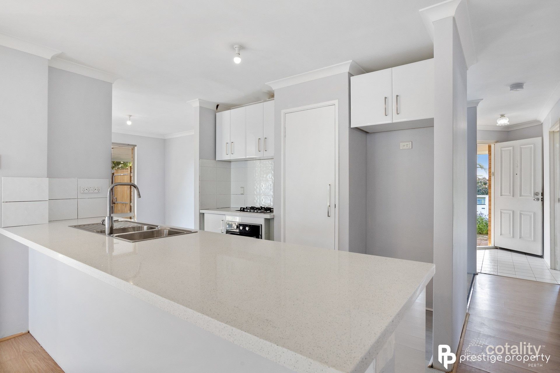 21 Dumbarton Loop, Kinross, WA 6028