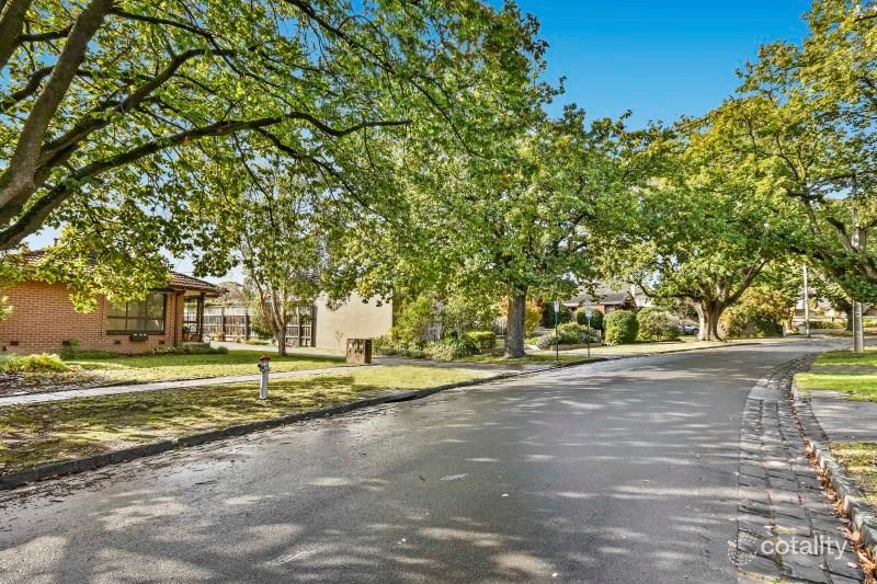1/17 Albert Cres, Surrey Hills, VIC 3127