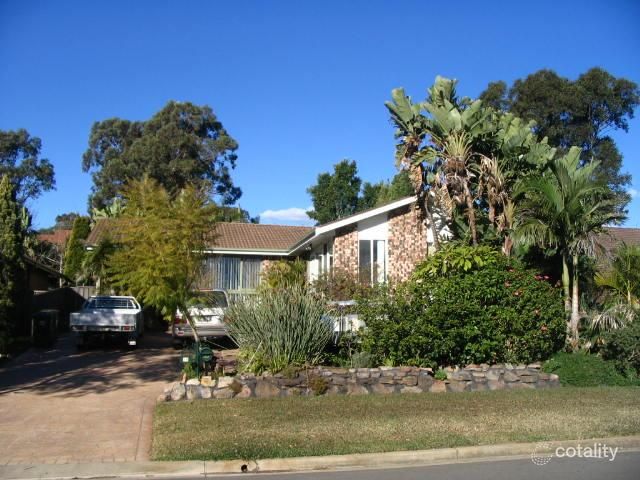 16 Barrallier Way, St Clair, NSW 2759