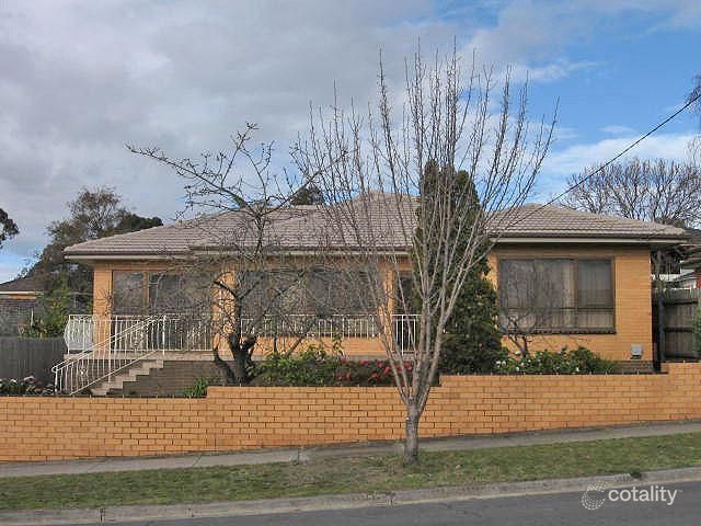 6 Aikman Cres, Chadstone, VIC 3148