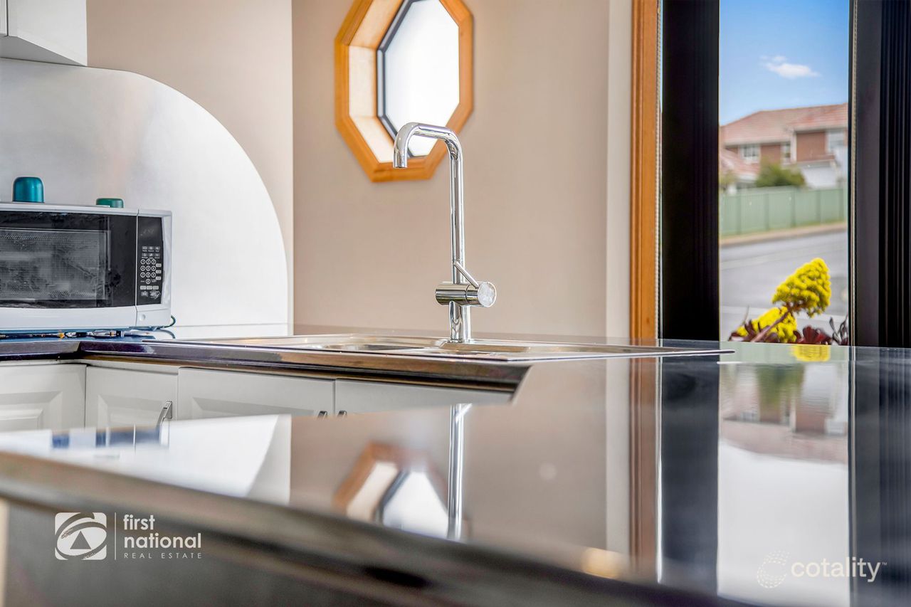 1/69 West Park Gr, Park Grove, TAS 7320