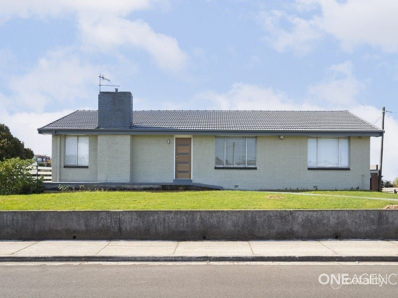 14 Gray St, Upper Burnie, TAS 7320