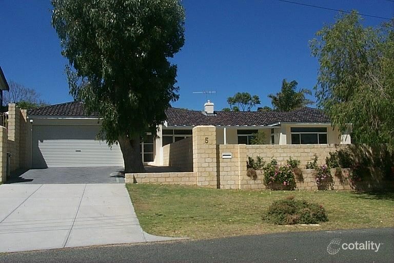 5 Merley Cres, City Beach, WA 6015