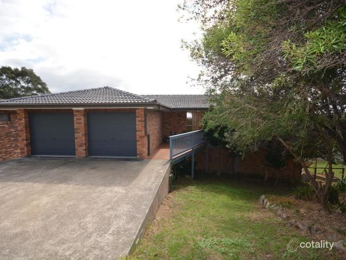 20 Dell Pde, Moruya Heads, NSW 2537
