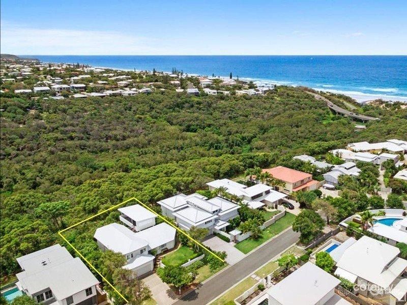 20 Seafarer Ct, Castaways Beach, QLD 4567