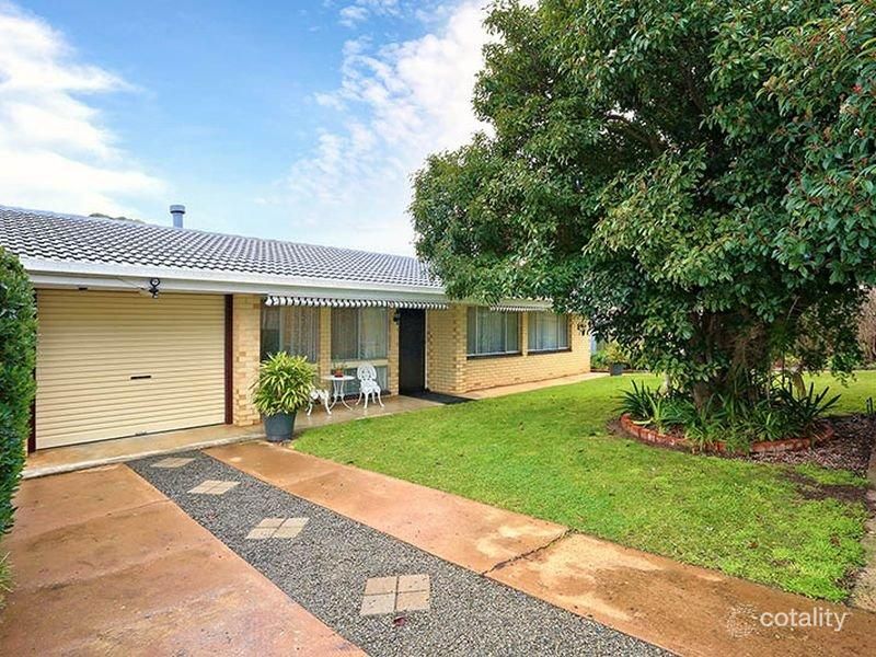 36 Union St, Clare, SA 5453