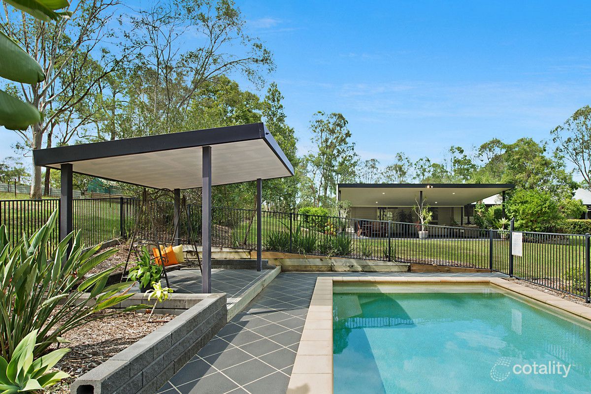 4 Delonix Pl, Wights Mountain, QLD 4520