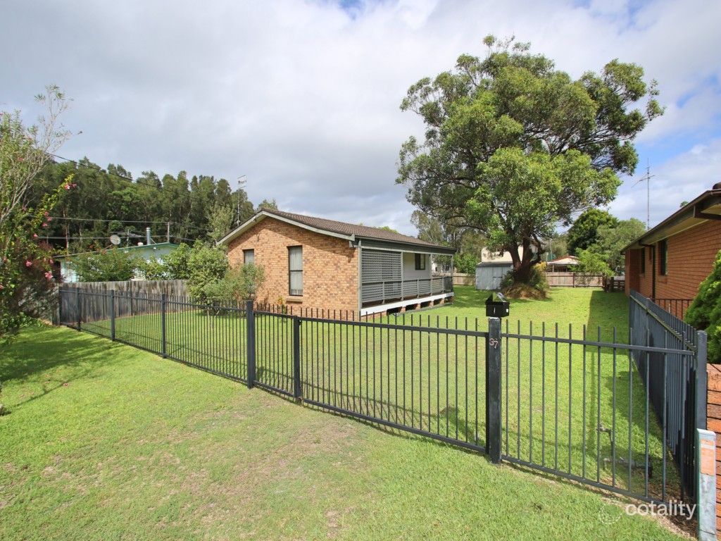 37 Monterra Ave, Hawks Nest, NSW 2324