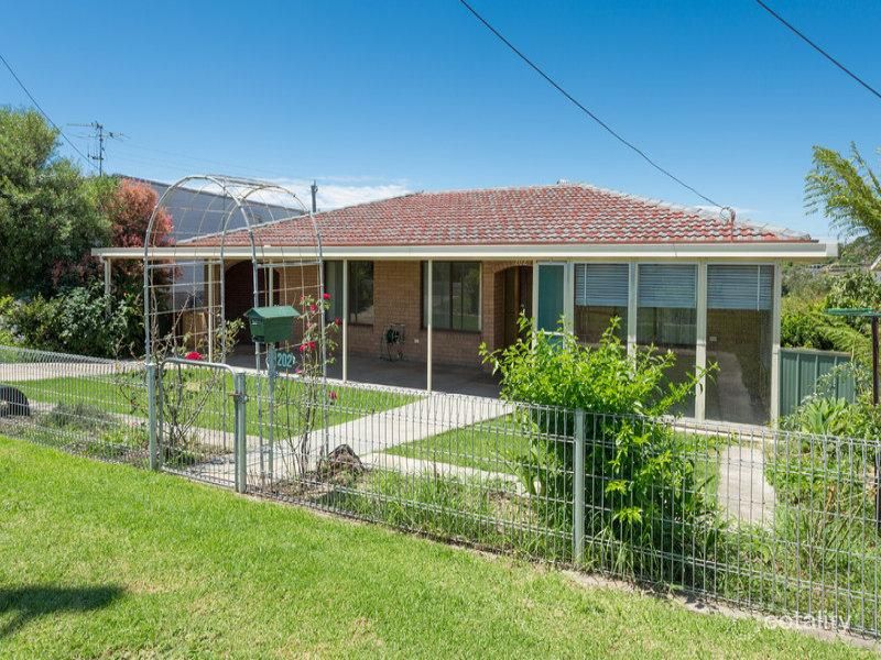 202 Newtown Rd, Bega, NSW 2550