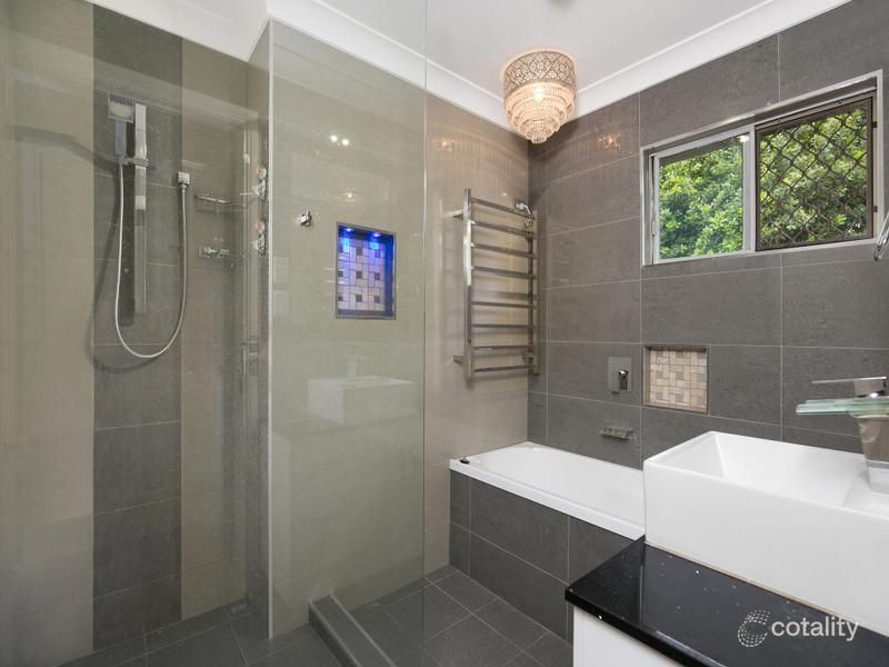 30 Rowanda St, Slacks Creek, QLD 4127