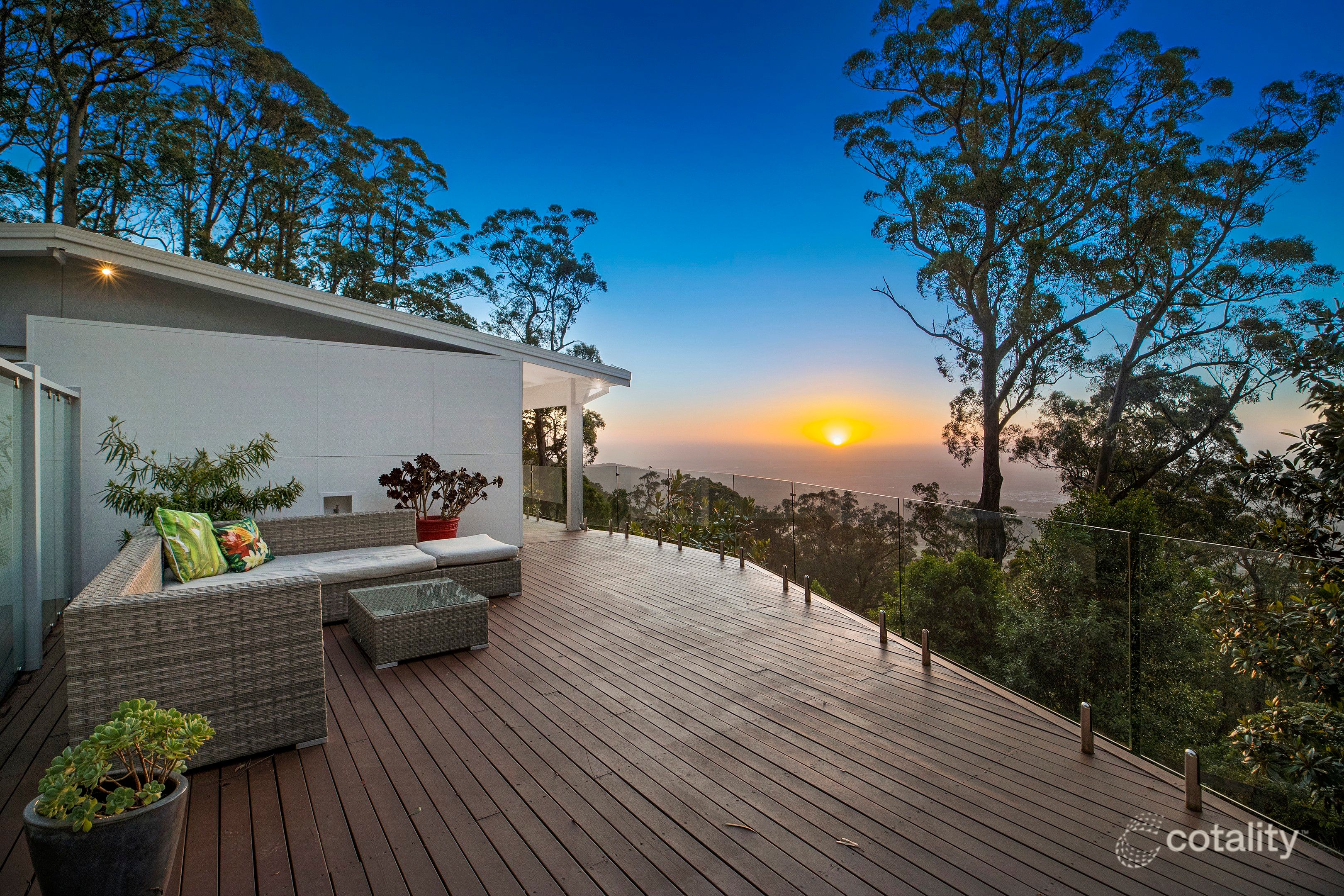 19 Observatory Rd, Mount Dandenong, VIC 3767