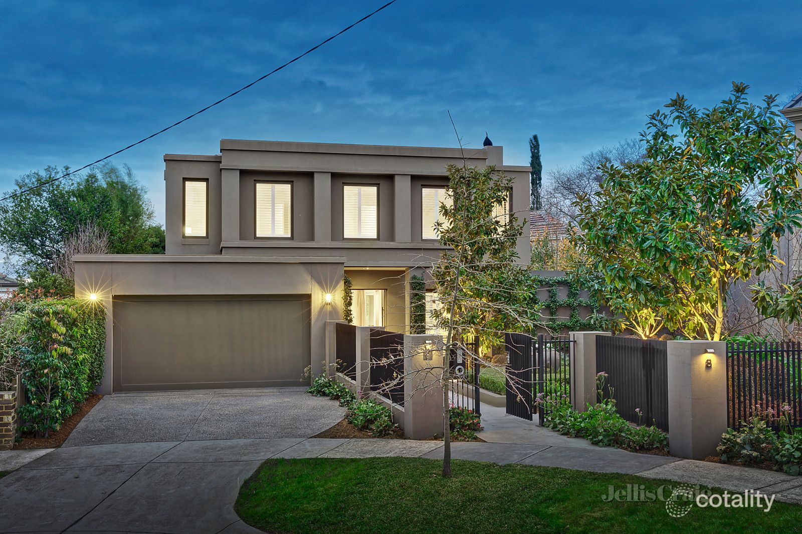 8 Moonbria Ave, Kew, VIC 3101