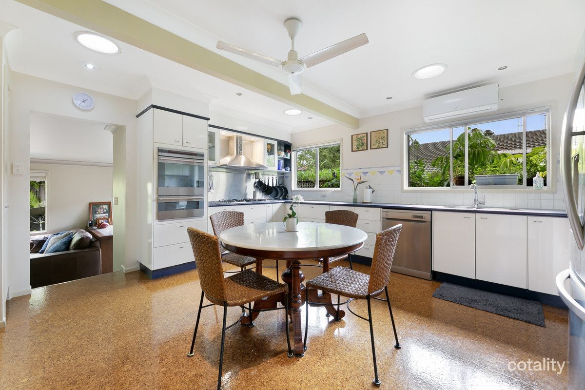 6 Magnolia Dr, Southport, QLD 4215