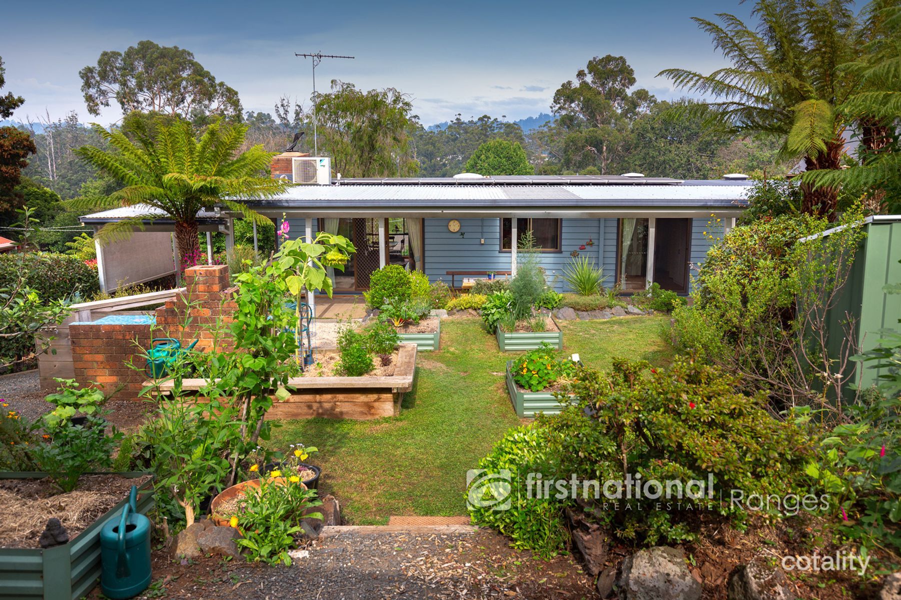 14 Menin Rd, Monbulk, VIC 3793