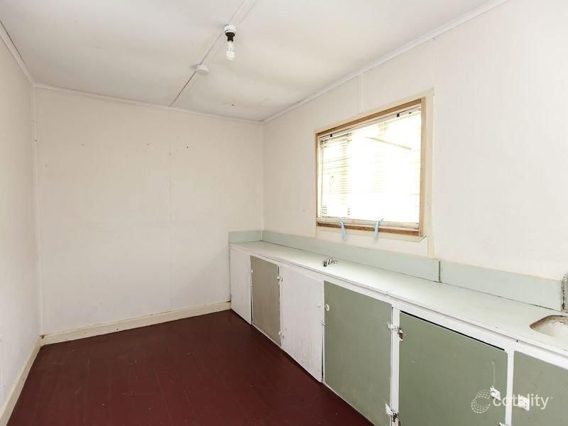 24 Waller St, Mansfield Park, SA 5012