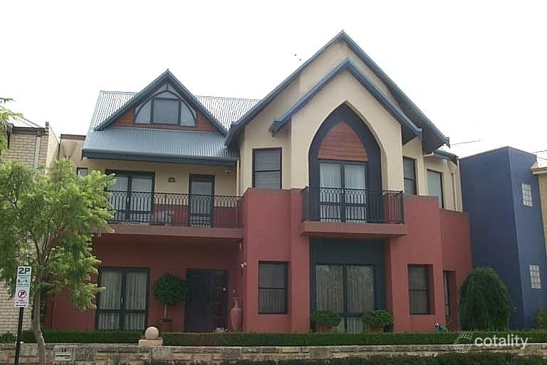 18 Juniper Bank Way, Subiaco, WA 6008