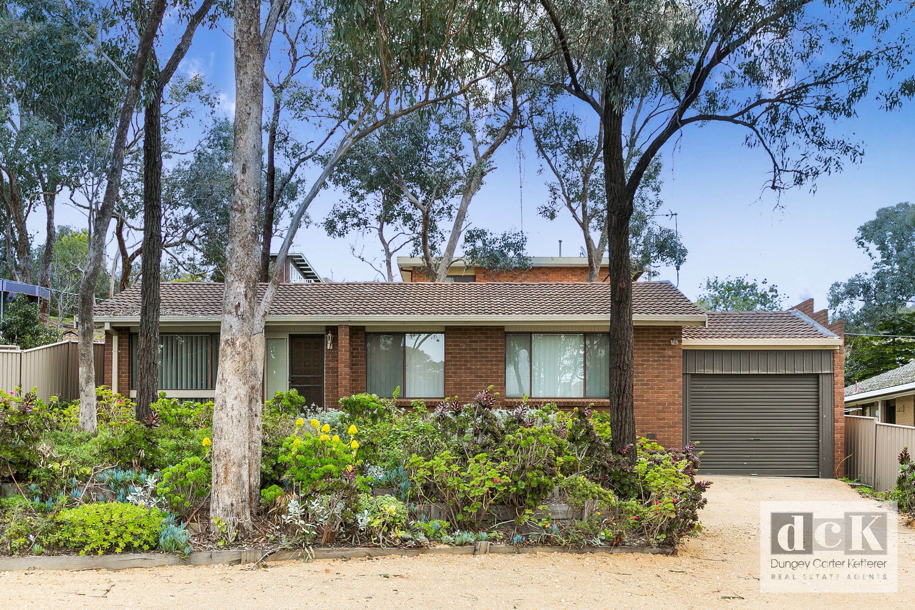 14 Sharon St, Flora Hill, VIC 3550