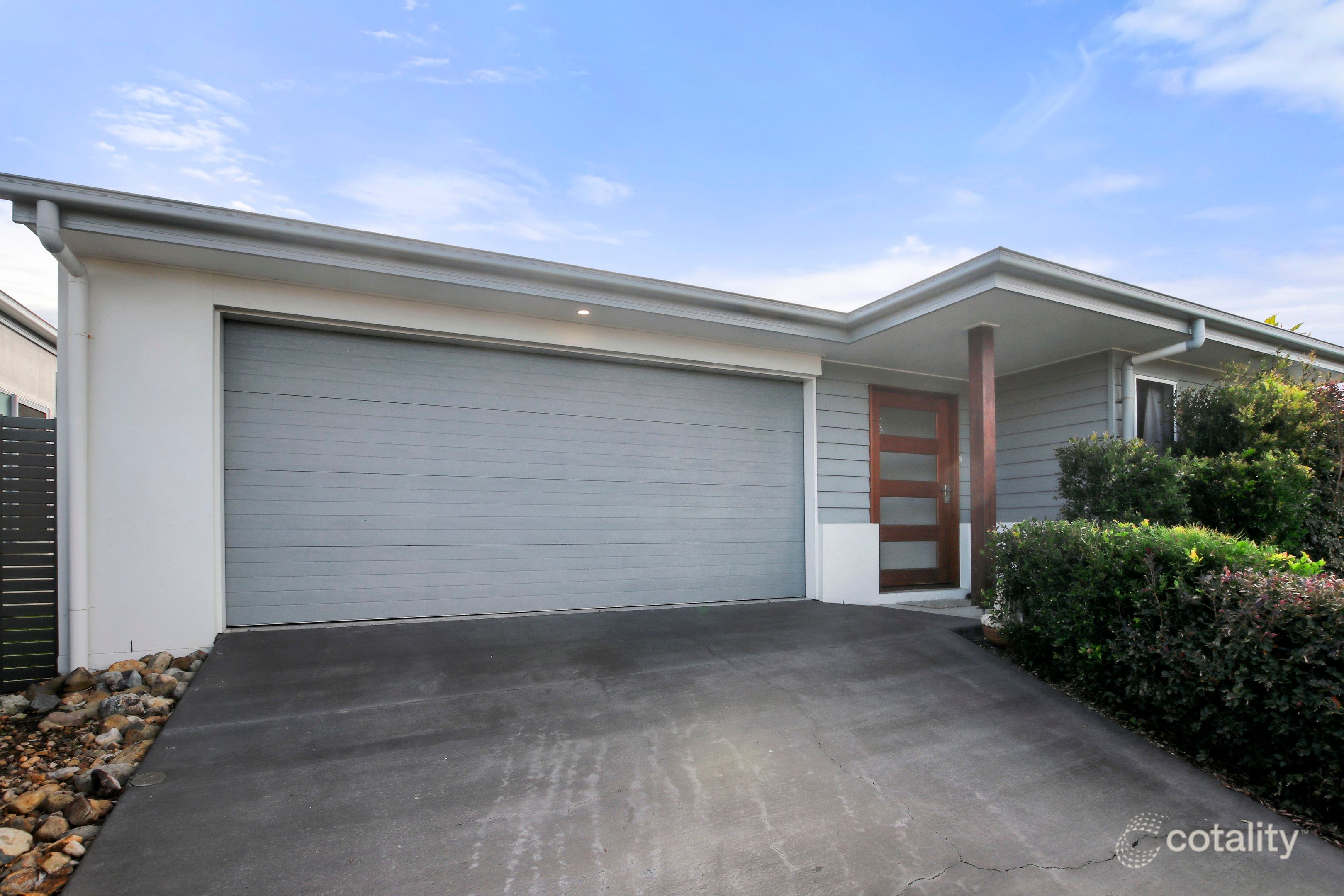 14 Emerald Dr, Caloundra West, QLD 4551