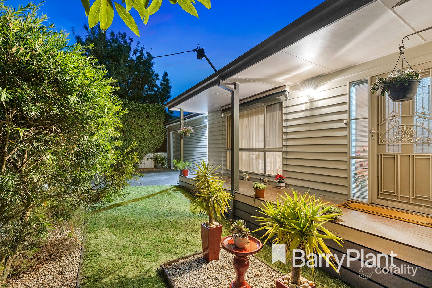 1a Tennyson Ave, Kilsyth, VIC 3137