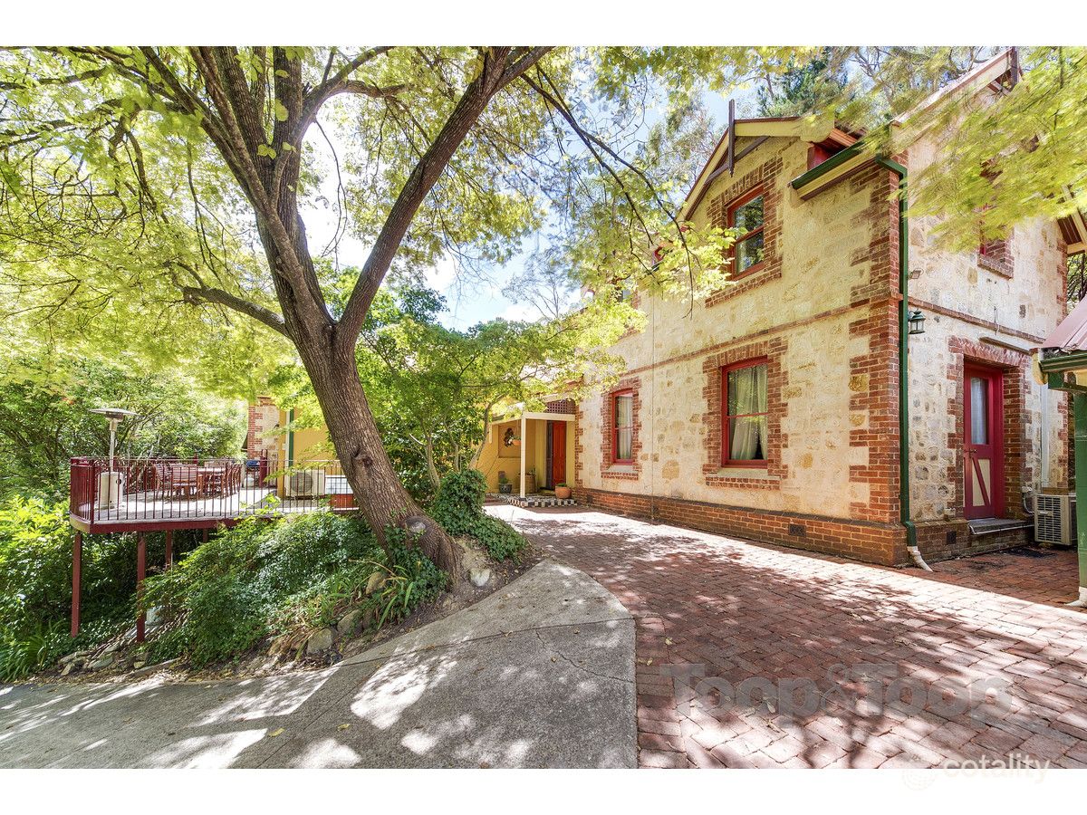 57 Sturt Valley Rd, Stirling, SA 5152
