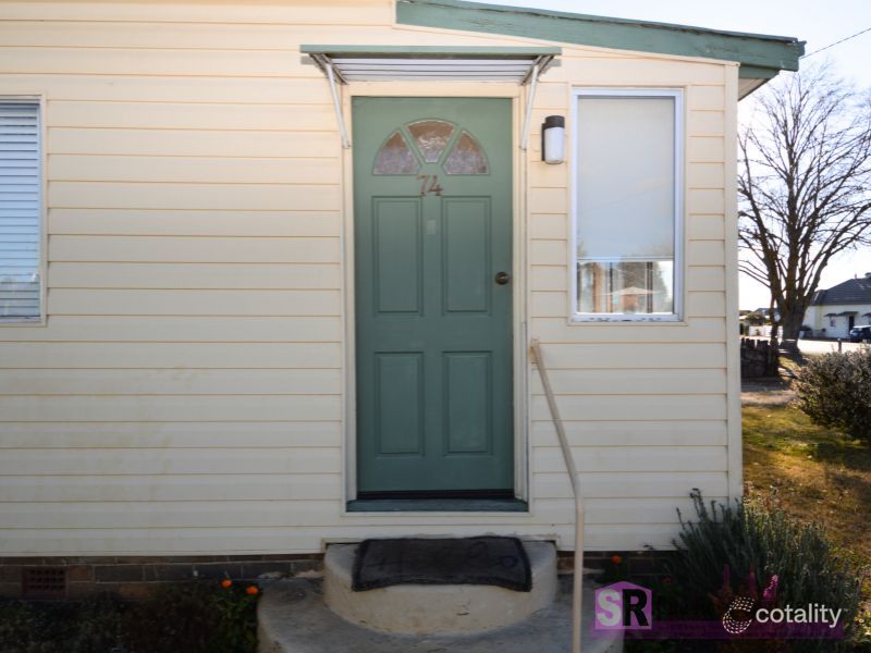 74 Ollera St, Guyra, NSW 2365