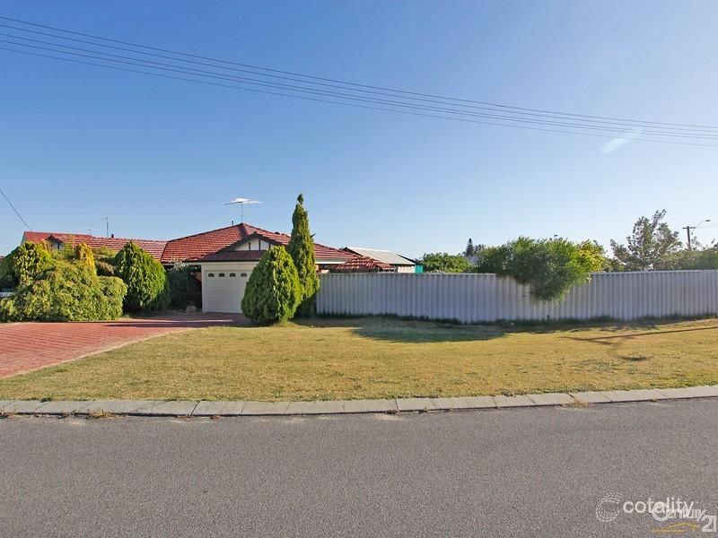 70 Whitfield Dr, Two Rocks, WA 6037