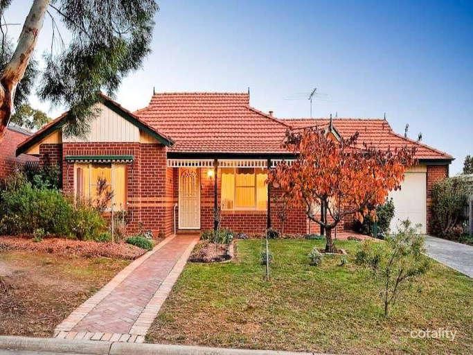 1 Coolong Ave, Berwick, VIC 3806