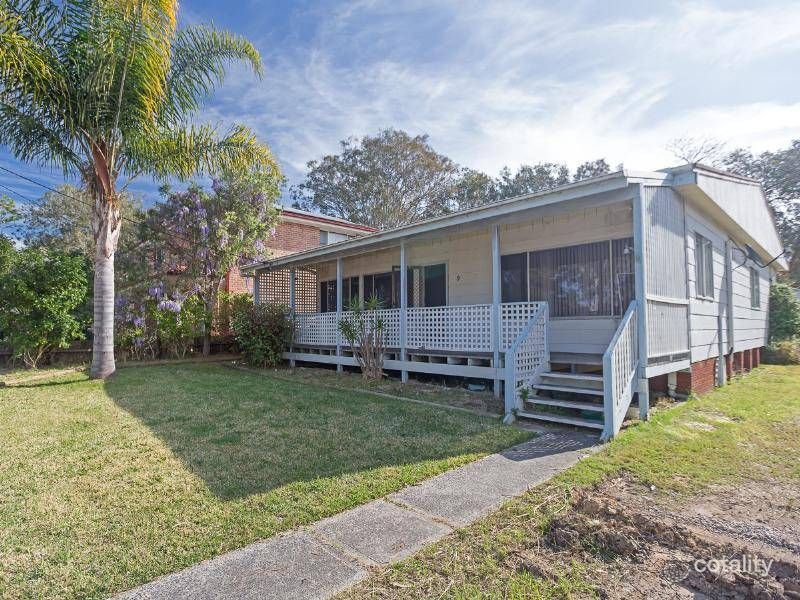 9 Yackerboom Ave, Buff Point, NSW 2262