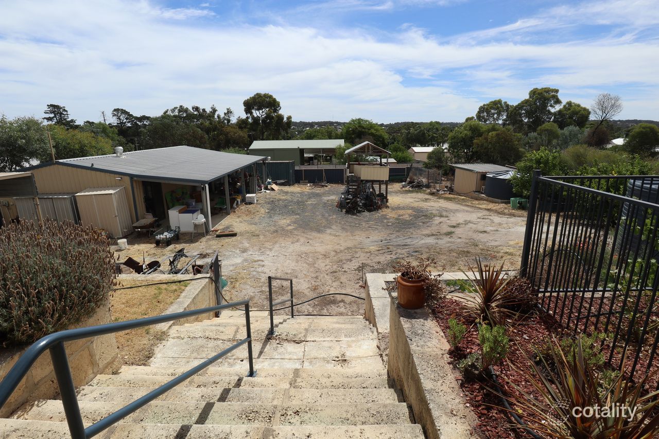24 Butler St, Narrogin, WA 6312
