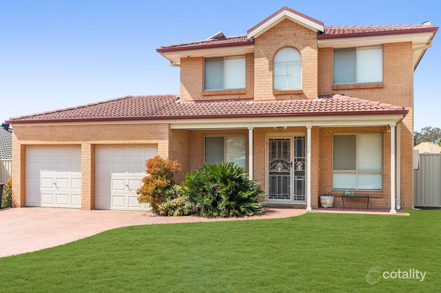 119 St Helens Park Dr, St Helens Park, NSW 2560