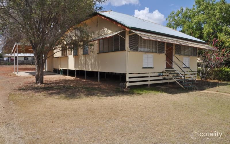 46 Racecourse Rd, Richmond Hill, QLD 4820