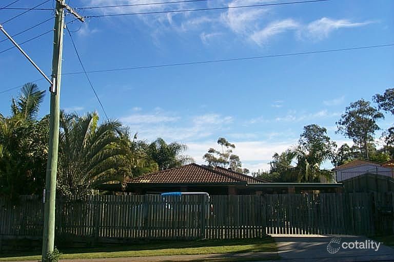 143 Frenchs Rd, Petrie, QLD 4502