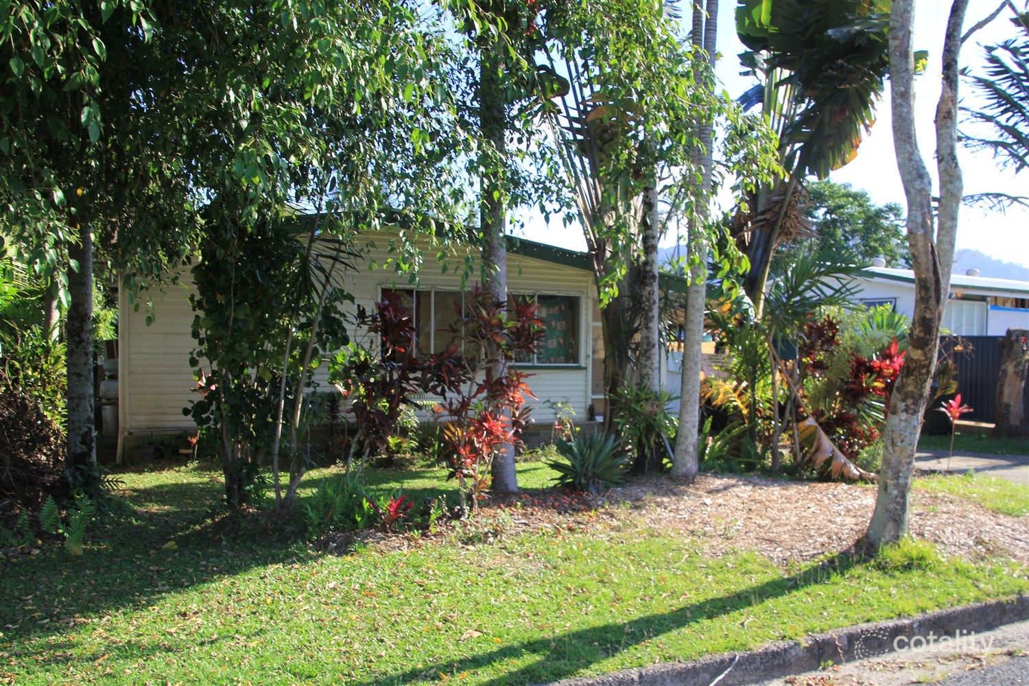 21 Cassia St, Edge Hill, QLD 4870