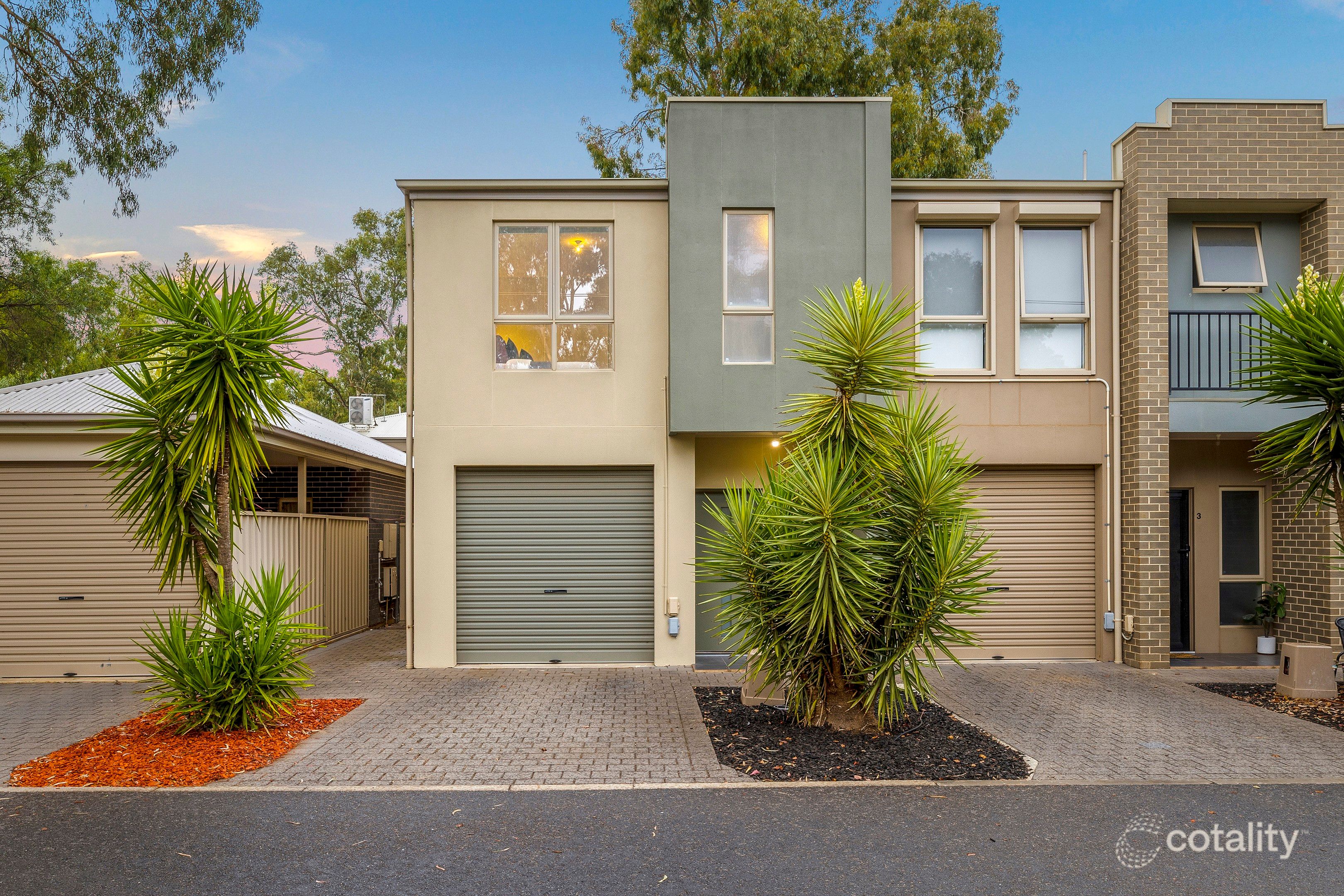 2/111 Kings Rd, Salisbury Downs, SA 5108